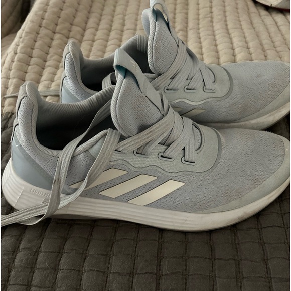 Adidas running shoes - Picture 1 of 7